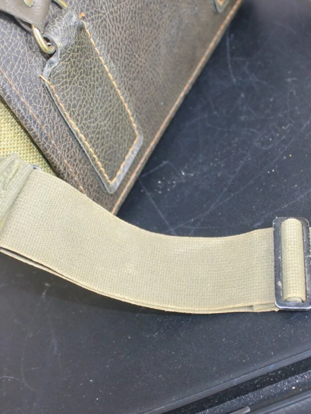 Vintage Style Hard Camera Case Olive Green Canvas Leather Shoulder Carry Suede